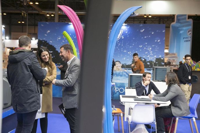 El sector español de las piscinas cierra 2021 con una subida del 5,2%, con más de 30.000 piscinas nuevas.