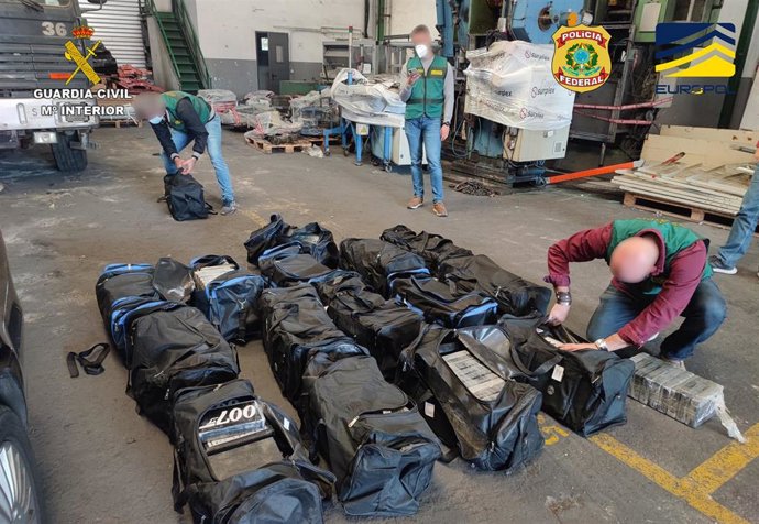 Operación de la Guardia Civil contra un entramado que introducía cocaína procedente de Brasil por el puerto de Barcelona