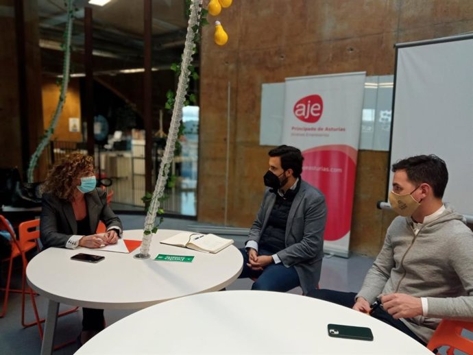Reunión de Ciudadanos y AJE