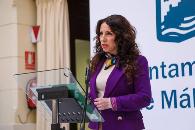 La consejera de Igualdad, Políticas Sociales y Conciliación, Rocío Ruiz, en Málaga.