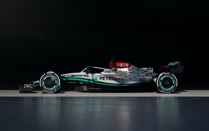 El monoplaza Mercedes-AMG F1 W13 E Performance del equipo Mercedes-AMG Petronas F1 Team para el Mundial 2022 de Fórmula 1