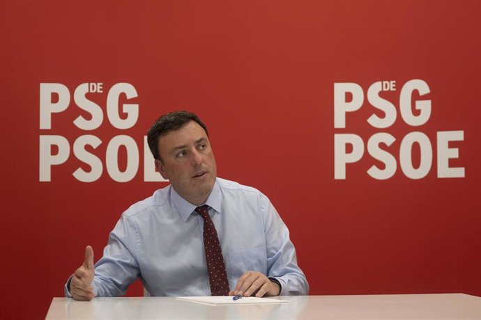 El nuevo secretario general del PSdeG, Valentín González Formoso, durante una entrevista con Europa Press, a 10 de febrero de 2022, en Santiago de Compostela, A Coruña, Galicia (España). Formoso, que además es presidente de la Diputación de A Coruña y a