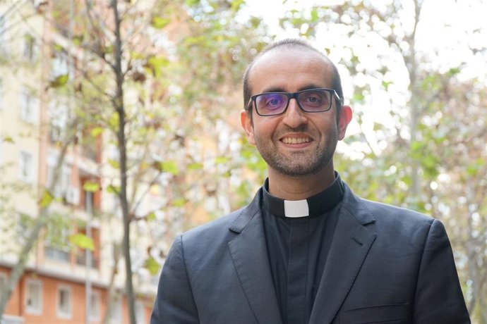 El religioso español Antonio Carrón