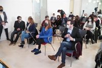 Armengol destaca que la futura ley turística de Baleares tiene "muy en cuenta" el "modelo de éxito" de Menorca