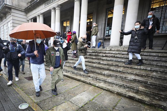 Familiares de la tripulación del 'Villa de Pitanxo' abandonan la Subdelegación del Gobierno, a 18 de febrero de 2022, en Pontevedra,