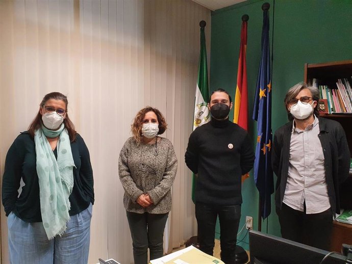 Educación trasladará al Ministerio las demandas de las familias del Bachillerato de Artes y plantea alternativas para paliar el cambio normativo