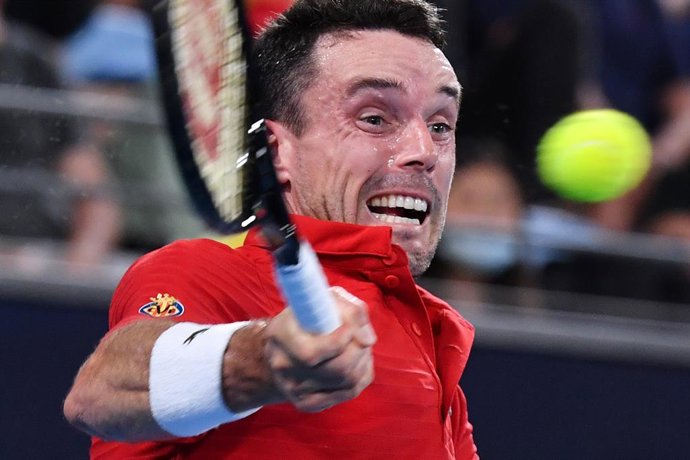 Archivo - Roberto Bautista Agut of Spain in action during the ATP Cup Final against Felix Auger-Aliassime of Canada on Day 9 of the ATP Cup tennis tournament at Ken Rosewall Arena in Sydney, Sunday, January 9, 2022. (AAP Image/Dean Lewins) NO ARCHIVING,