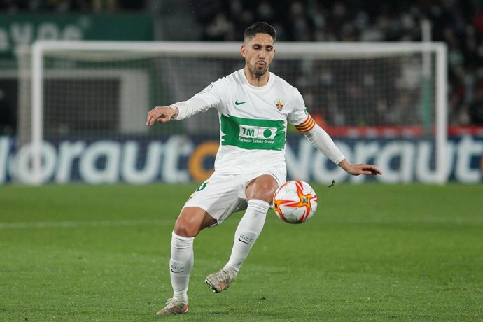 Fidel Chaves de la Torre of Elche in action during Copa del Rey football match played between Elche CF and Real Madrid at Martinez Valero stadium on January 20, 2022, in Elche, Alicante, Spain.