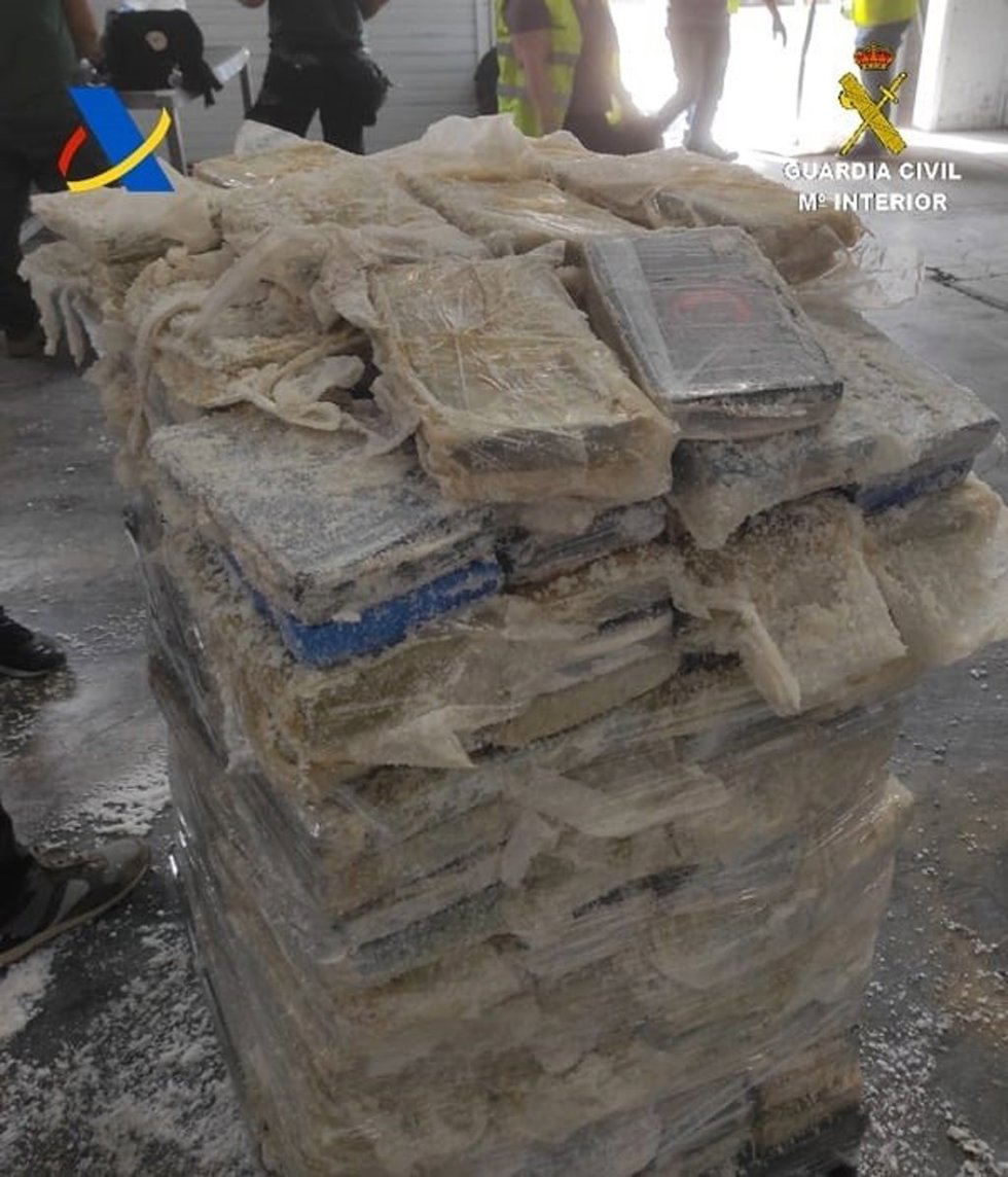 Guardia Civil y Agencia Tributaria intervienen en el puerto de Las Palmas un contenedor con cerca de 270 kilos de cocaína