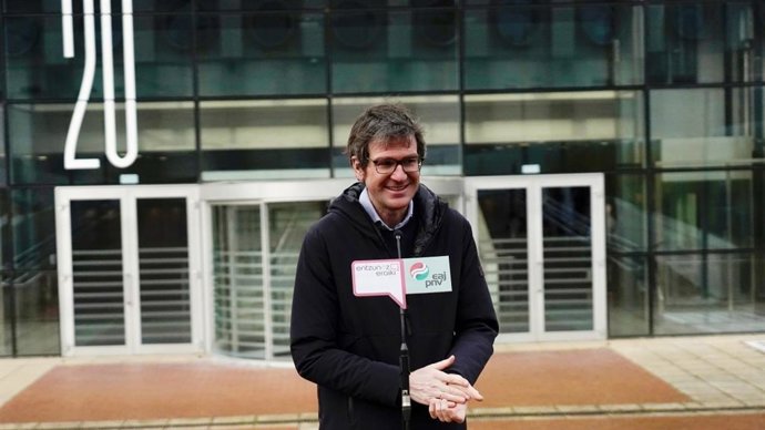 El alcalde de Vitoria, Gorka Urtaran