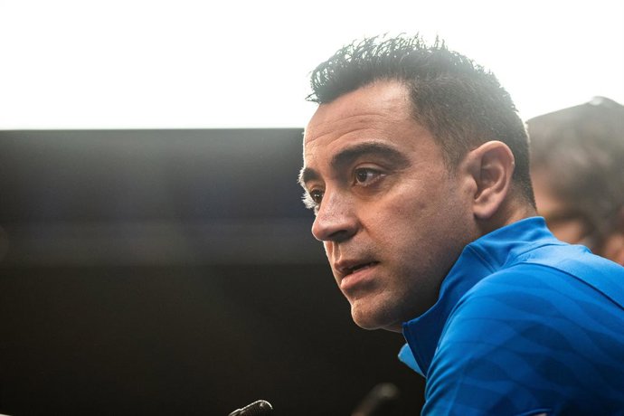 Archivo - Xavi Hernandez, head coach of FC Barcelona, attends during the press conference before La Liga Match round 19 at Ciutat Esportiva Joan Gamper on January 1, 2022 in Barcelona, Spain.