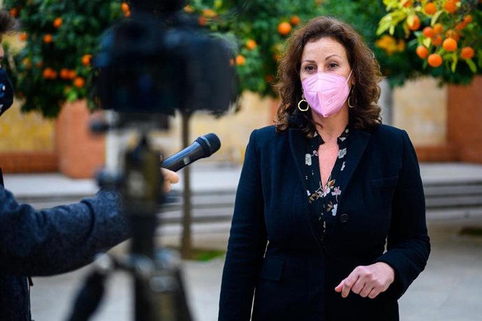 La vicesecretaria general del PP de Almería capital, María Vázquez.