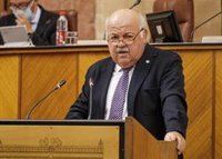 Aguirre volverá a abordar la situación sanitaria la próxima semana en el Parlamento tras las manifestaciones del sábado