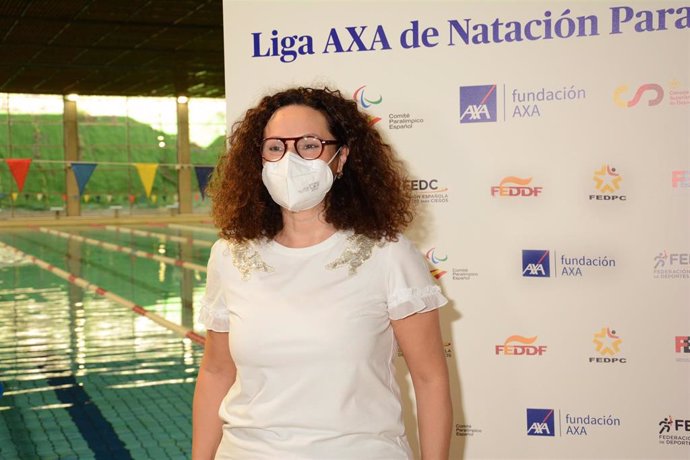 La presidenta de la Fundación AXA, Olga Sánchez, durante la presentación del acuerdo para crear la Liga AXA de Natación Paralímpica.