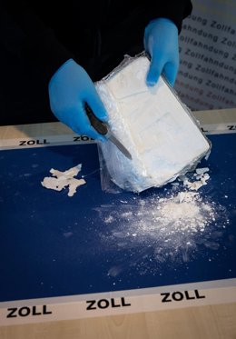 Archivo - Imagen de archivo de una bolsa de cocaína