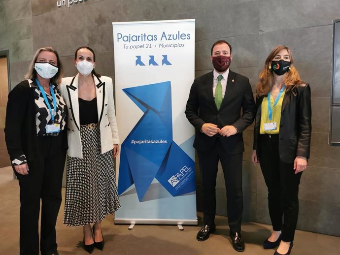 El portavoz de Cs en el Ayuntamiento de Lorca, Francisco Morales, junto a la alcaldesa de Ciudad Real y la concejala de Sostenibilidad, Eva María Masías y Mariana Boadella, y la Primera teniente de alcalde de Córdoba, María Isabel Albás