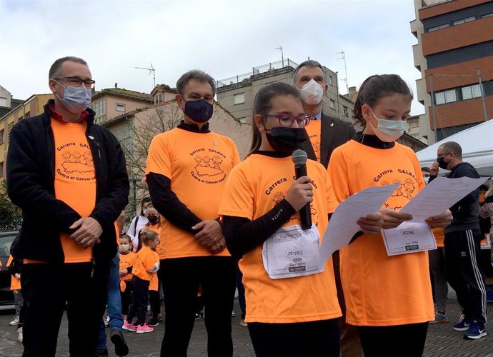 Carrera solidaria de la Asociación Galbán en Luanco.