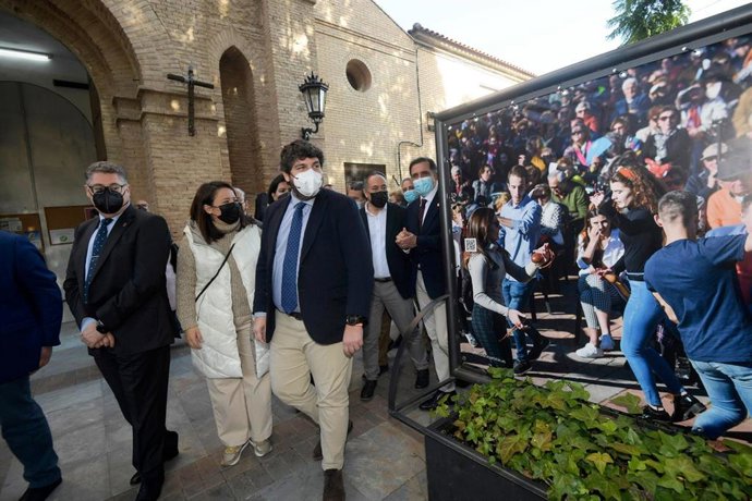 El presidente de la Comunidad, Fernando López Miras, en el XXXIII Encuentro de Cuadrillas de Patiño