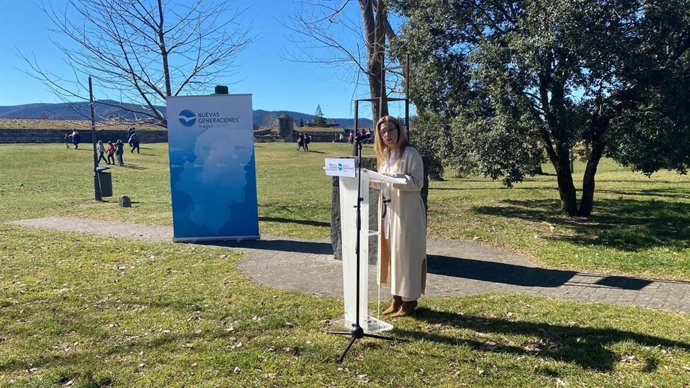 La secretaria general del PP Aragón, Ana Alós, participa en el cierre de la Escuela de Invierno de NNGG, en Jaca (Huesca), con un homenaje a Manuel Giménez Abad, asesinado por ETA hace 21 años.