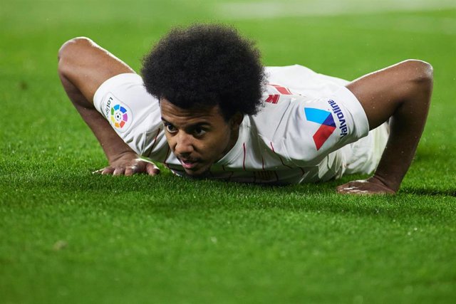 Jules Koundé con el Sevilla