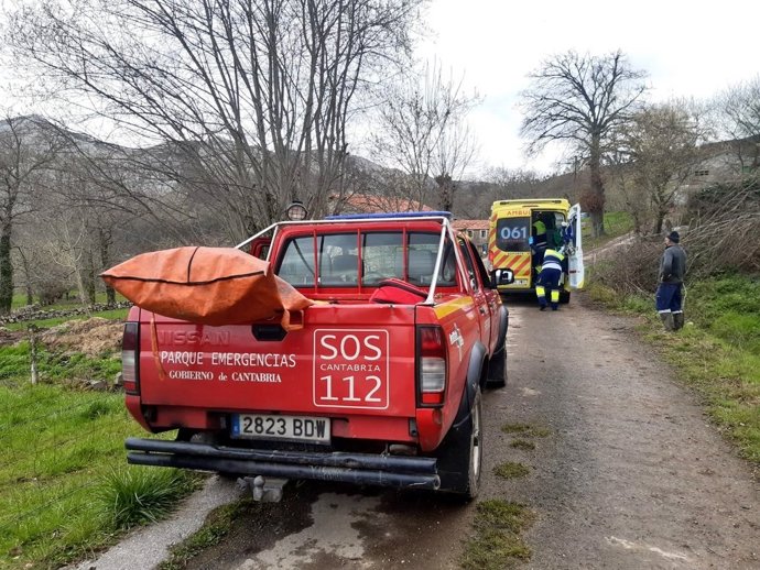 Evacuación de un jinete en una pista de Hijas de Puente Viesgo