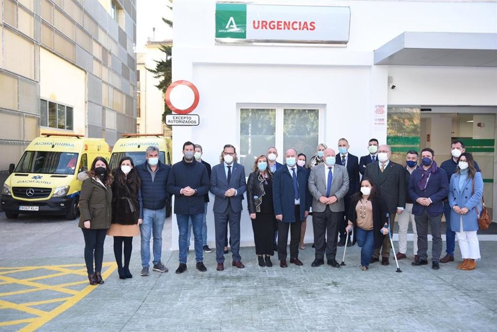 El consejero de Salud y Familias, Jesús Aguirre, en inauguración del Servicio de Urgencias de Atención Primaria (SUAP) de Antequera