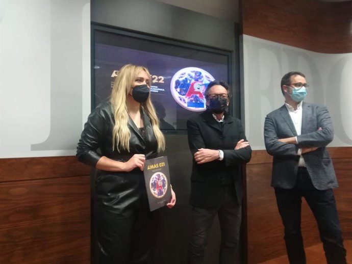 Arantxa Nieto, Geno Cuesta y José Luis Costillas en la presentación de la gala AMAS 2022