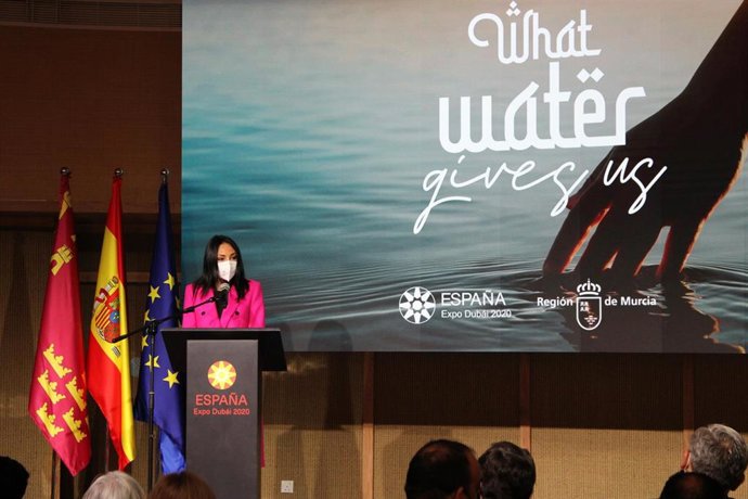 La consejera Valle Miguélez inaugura la Semana de la Región en Dubái.