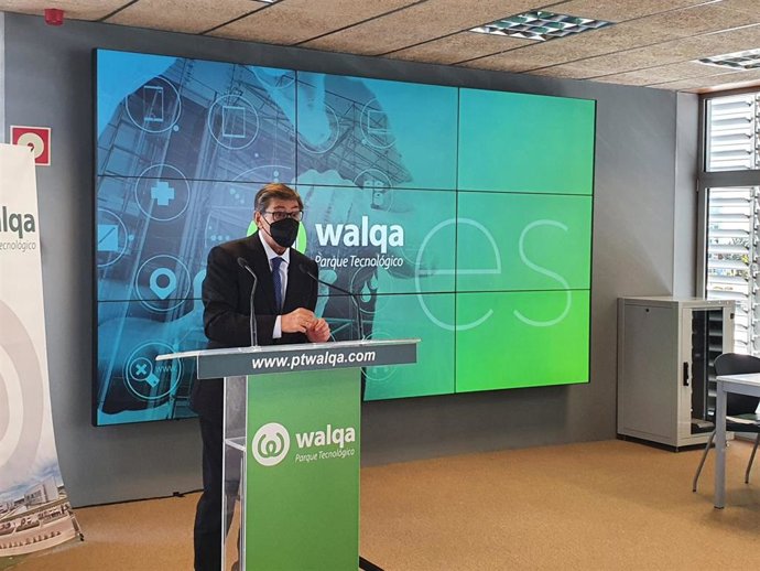 El vicepresidente y consejero de Industria, Competitividad y Desarrollo Empresarial, Arturo Aliaga, ha presentado la propuesta de servicios a la realidad pospandemia de Walqa