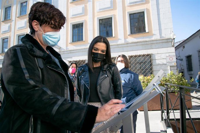 Las delegadas de Diversidad Funcional e Inclusión, Susana Fajardo, y de Turismo, Pilar Amor