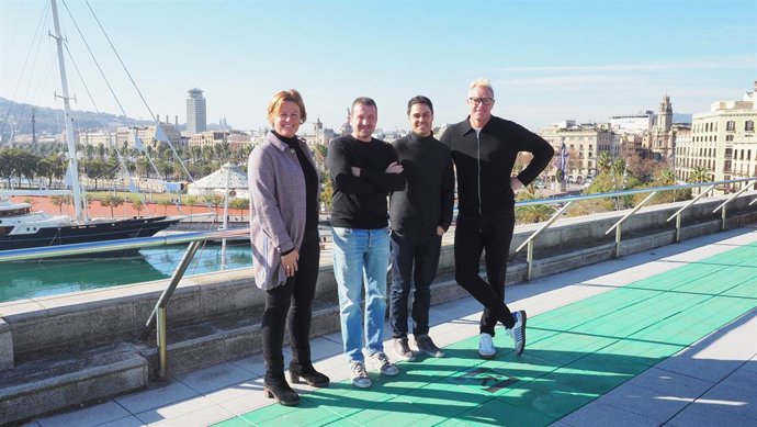Mar Galtés, directora de Desenvolupament Corporatiu de Tech Barcelona; Miquel Martí, CEO de Tech Barcelona; Adrián Escude, cap de Mrqueting de SeQura; i David Bckstrm, CEO de SeQura.