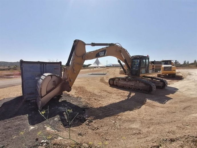 Obras en el futuro polígono de La Creu de Porreres.