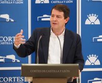 Mañueco cree que es Casado quien tiene que atajar la situación en el PP y pide una solución "inmediata y eficaz"