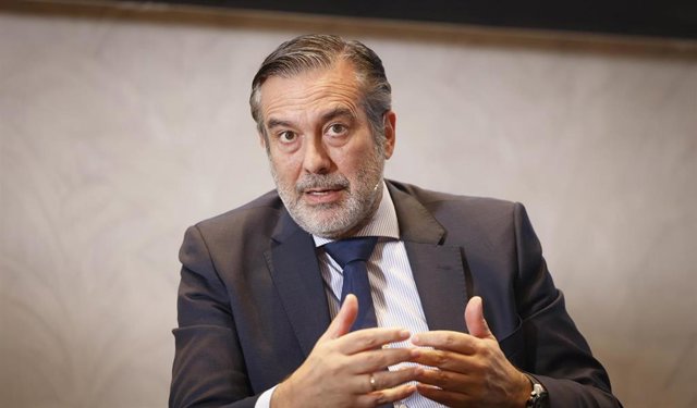 Archivo - El consejero de Presidencia, Justicia e Interior de la Comunidad de Madrid, Enrique López.