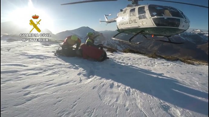 Rescate realizado por la Guardia Civil en Boca de Huérgano.
