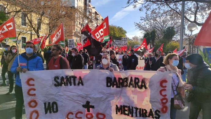 Manifestación de la plantilla de Santa Bárbara.