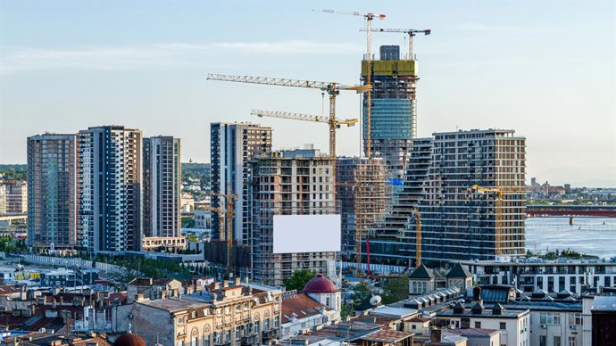 Business district at the Belgrade Waterfront / The DDC Group expands global BPO network with new hub in Serbia