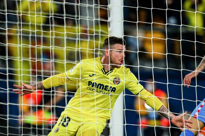 Archivo - Alberto Moreno of Villarreal celebrates a goal during the Santander League match between Villareal CF and Atletico Madrid at the Ceramica Stadium on January 9, 2022, in Valencia, Spain.