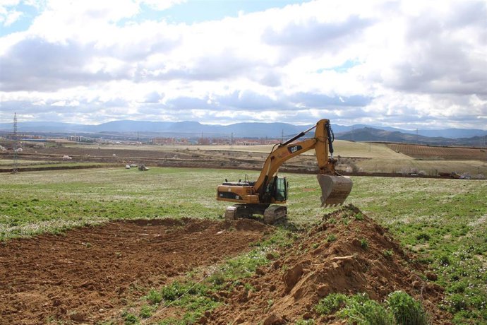 Inicio de las obras de la ciudad deportiva de la UD Logroñés