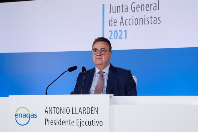 Archivo - Arxiu - El president d'Enagás, Antonio Llardén, a la junta d'accionistes