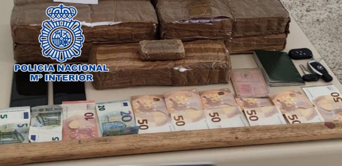 Droga intervenida en la actuación en El Ejido (Almería)