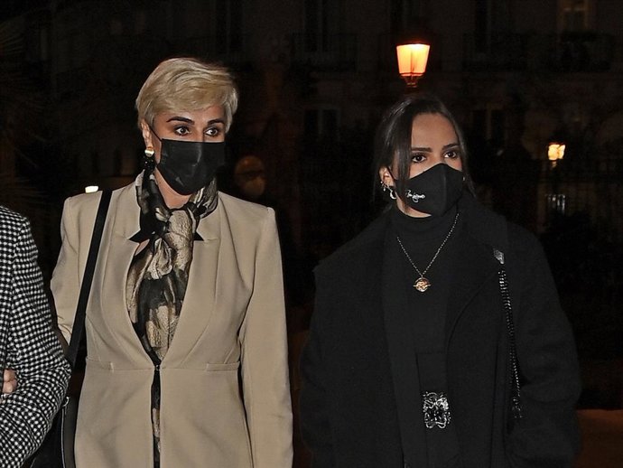 Archivo - Ana María Aldón y Gloria Camila en una imagen reciente