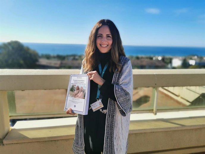 La Unidad de Investigación del Hospital Costa del Sol participa en el desarrollo de una tesis doctoral sobre aprendizaje y resiliencia en pacientes supervivientes al cáncer de mama