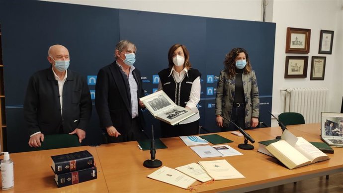 La familia de Fuentes Quintana dona a la Diputación de Palencia numerosos documentos del que fuera ministro de Economía con Adolfo Suárez.