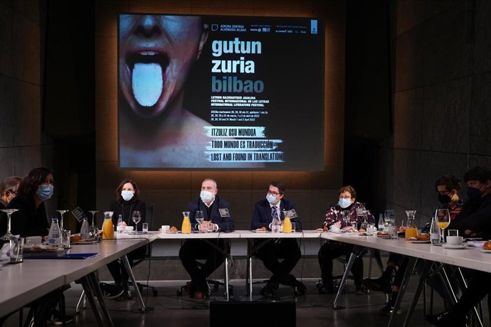 Rueda de prensa de presentación de Gutun Zuria