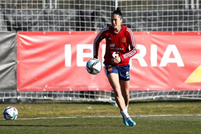 Jenni Hermoso in action during the women football Team of Spain training sesion, at Ciudad del Futbol on February 15, 2022, in Las Ronzas, Madrid, Spain.