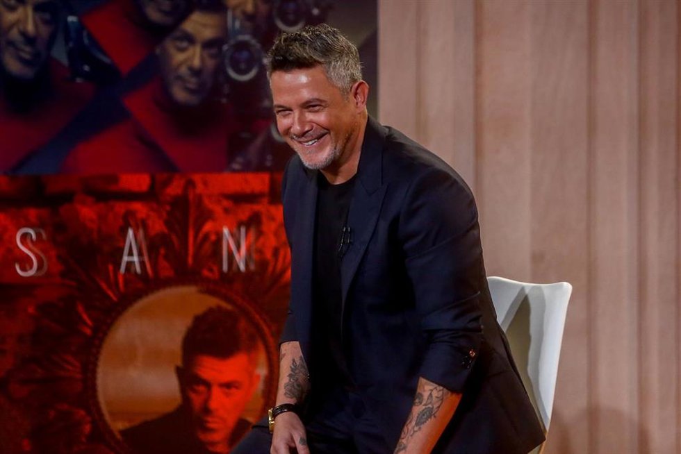 Archivo - El cantante Alejandro Sanz,  en una imagen de archivo