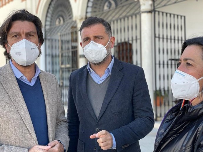 Los socialistas en Moguer.