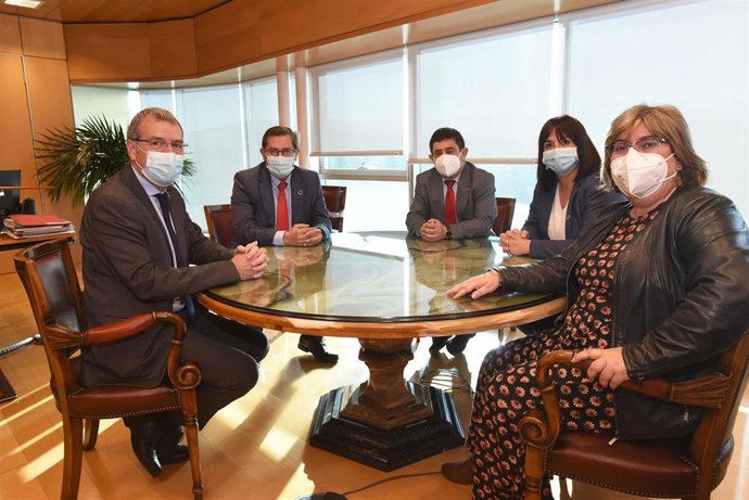 Encuentro institucional con motivo de la jornada 'Despoblamiento y desarrollo sostenible. Estrategias desde el territorio'.