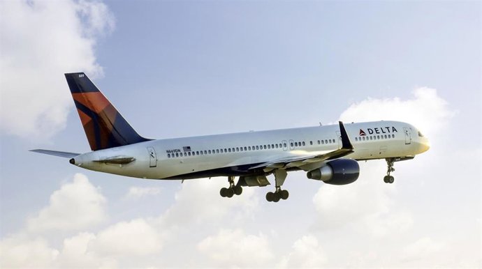 Archivo - Avión de la compañía Delta Air Lines, que tiene vuelos directos con España desde Nueva York.